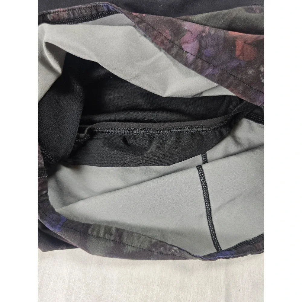 Lululemon Shorts Womens 8 Black Floral Running Lined 3 Inseam Athletic